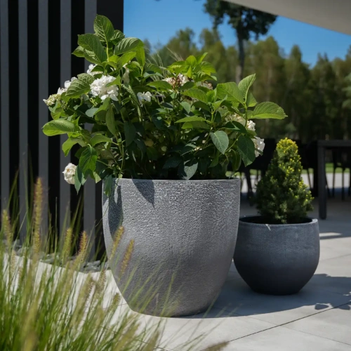 duża donica betonowa do ogrodu