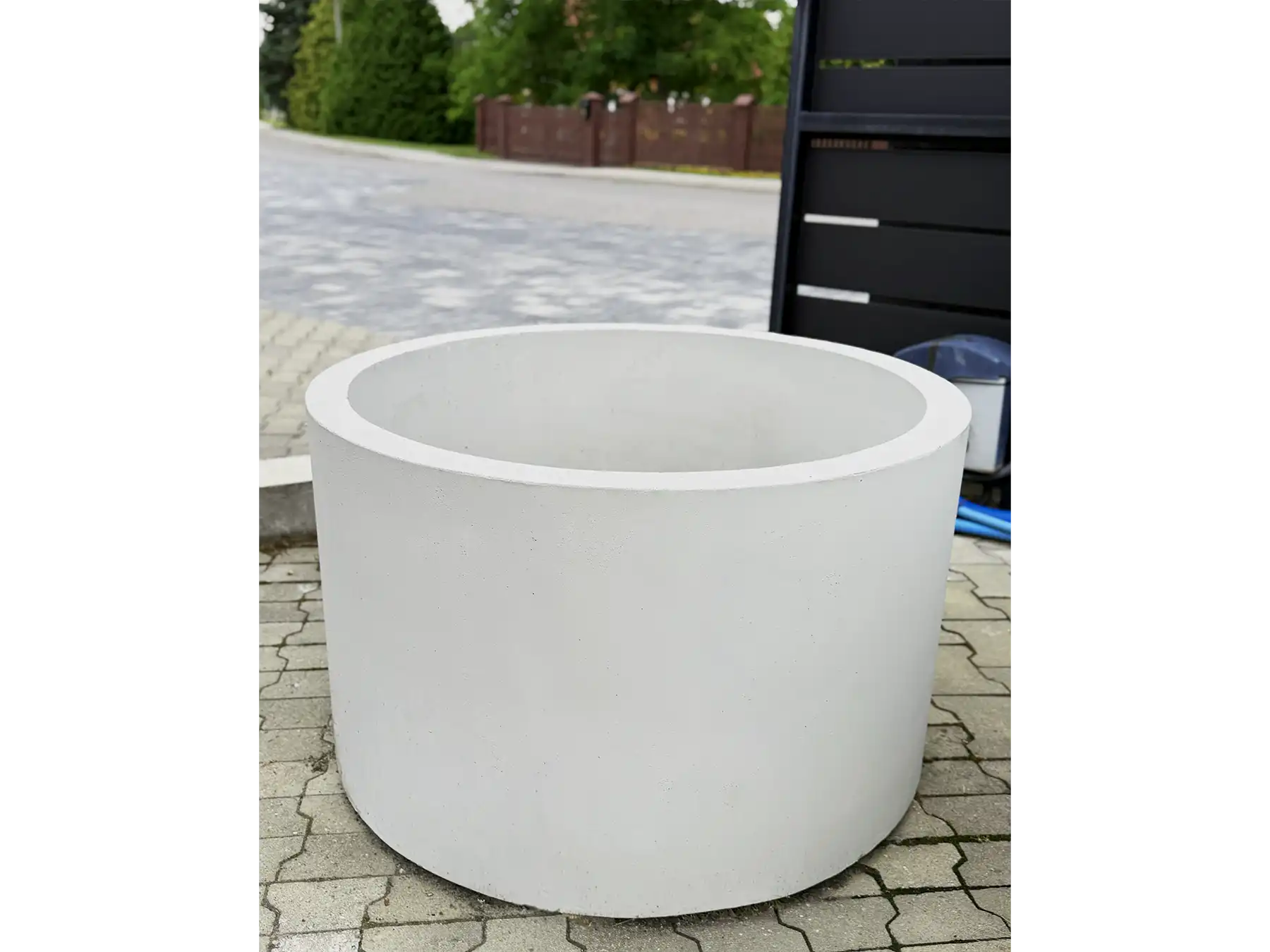 donica okrągła betonowa