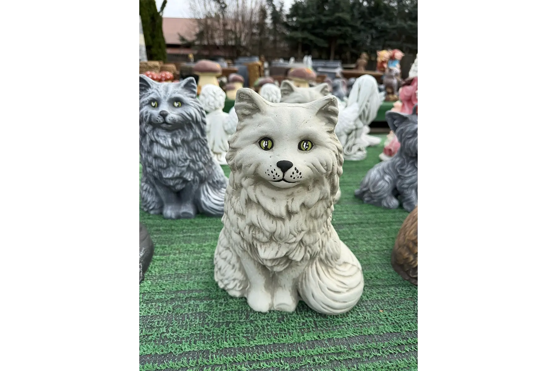 figura betonowa kota